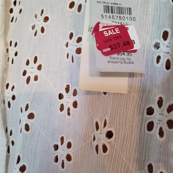 Shawl - Picture 2 of 4